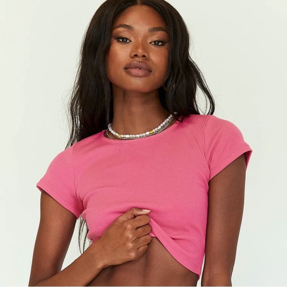 Princess Polly Classic Cropped Ribbed Tee in Light Pink - Picture 2 of 10